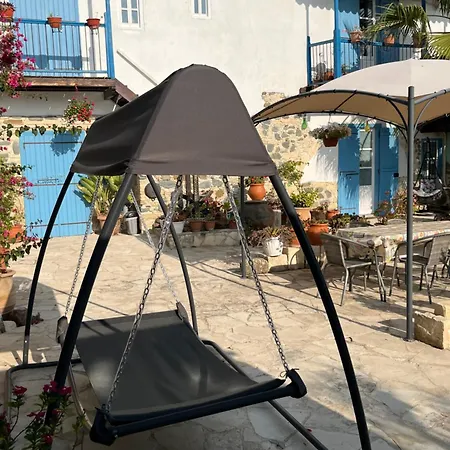 Traditional House In Vendégház