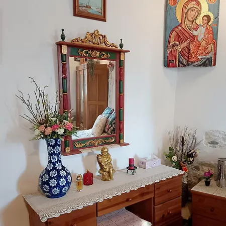 Traditional House In Pera