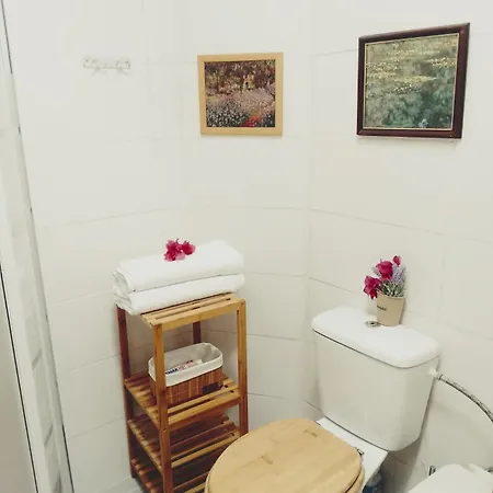 Traditional House In 게스트하우스 Pera