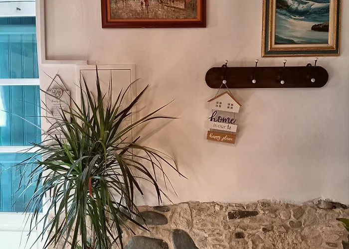 Pensiune Traditional House In 3*