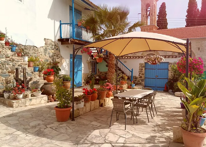 Pensiune Traditional House In