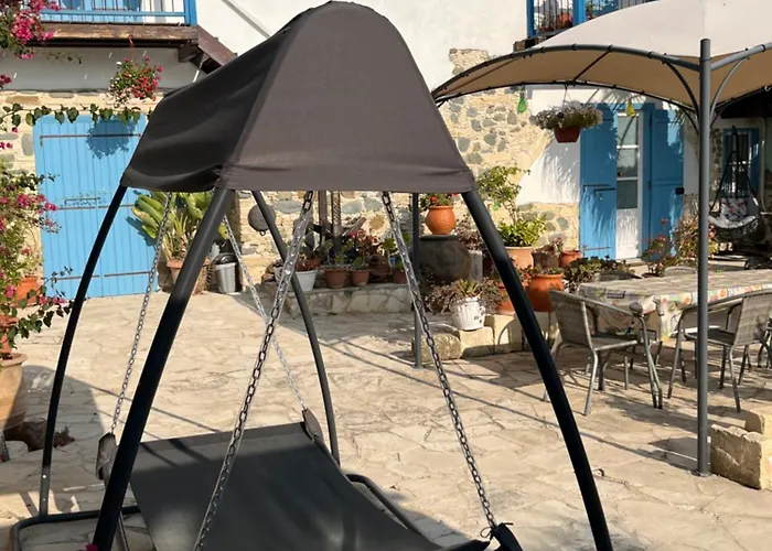 Traditional House In Pensiune